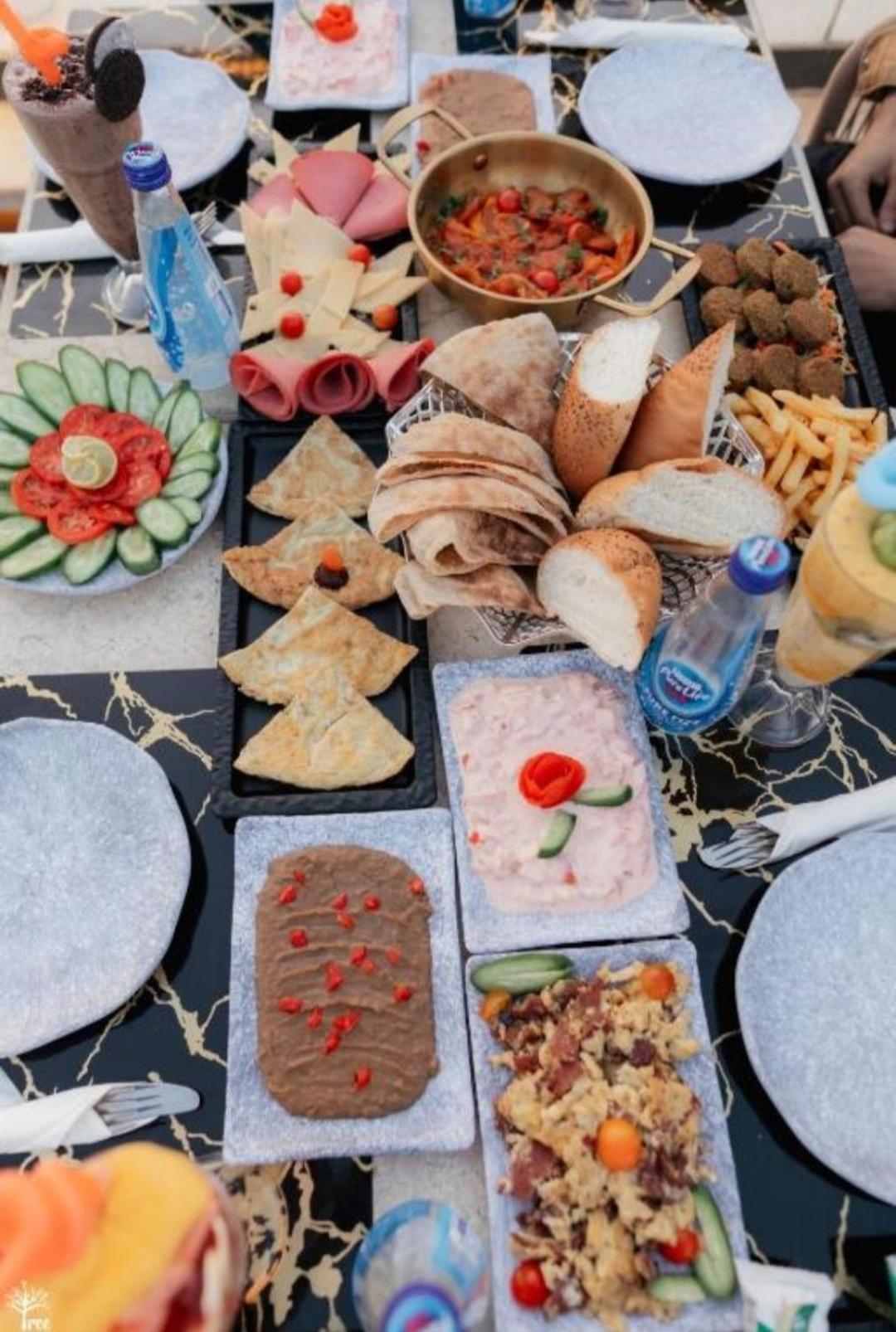 Middle East Pyramids Hotel Kafret el-Gabal エクステリア 写真